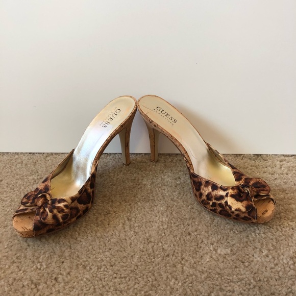 Guess leopard print Heels - Picture 1 of 3